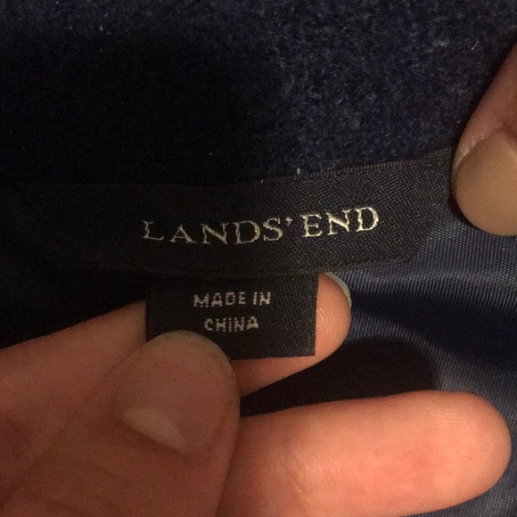 A Lands’ End size 6 blue button up coat - Picture 2 of 7